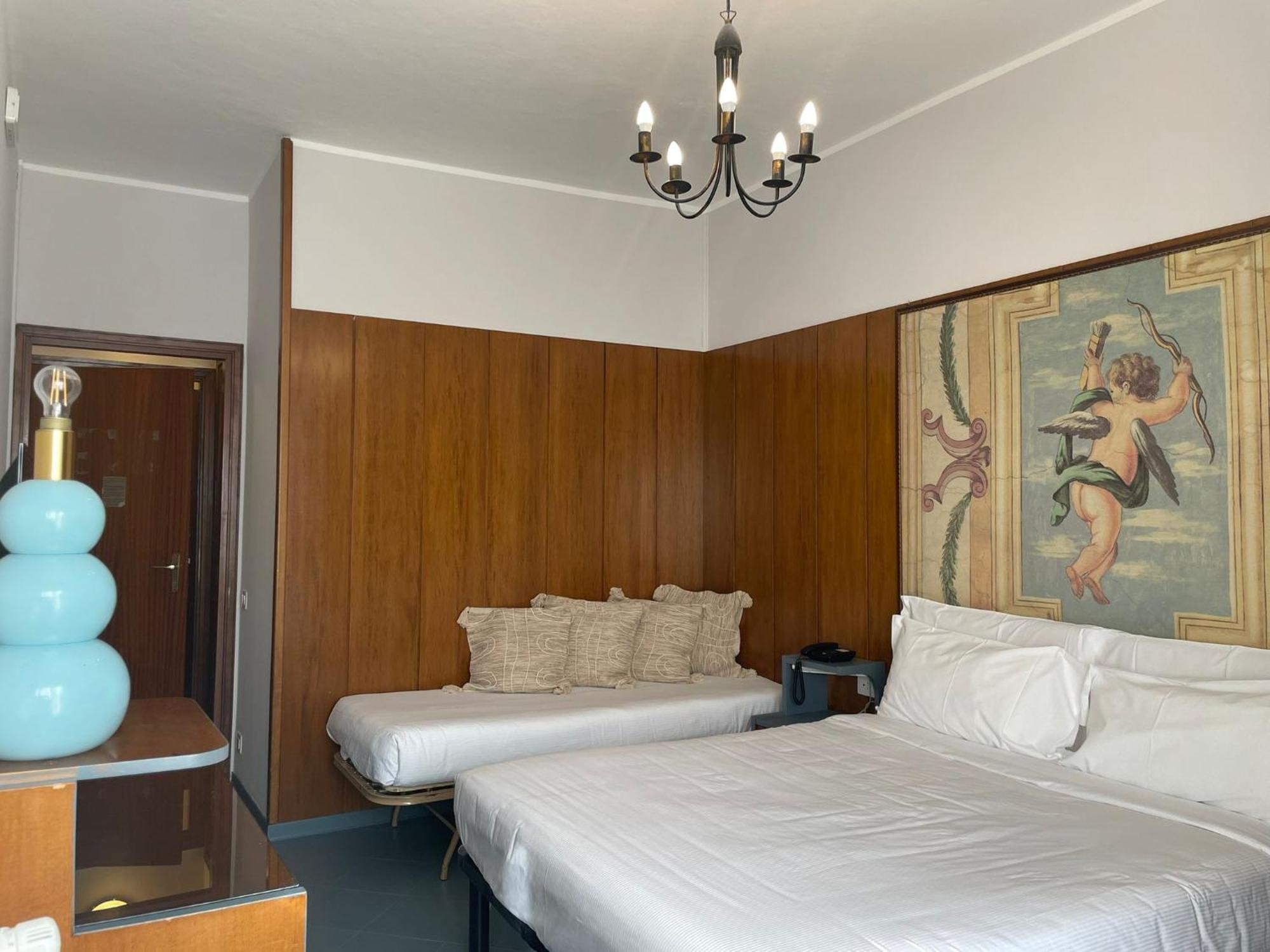 Hotel La Bussola Cittiglio Luaran gambar