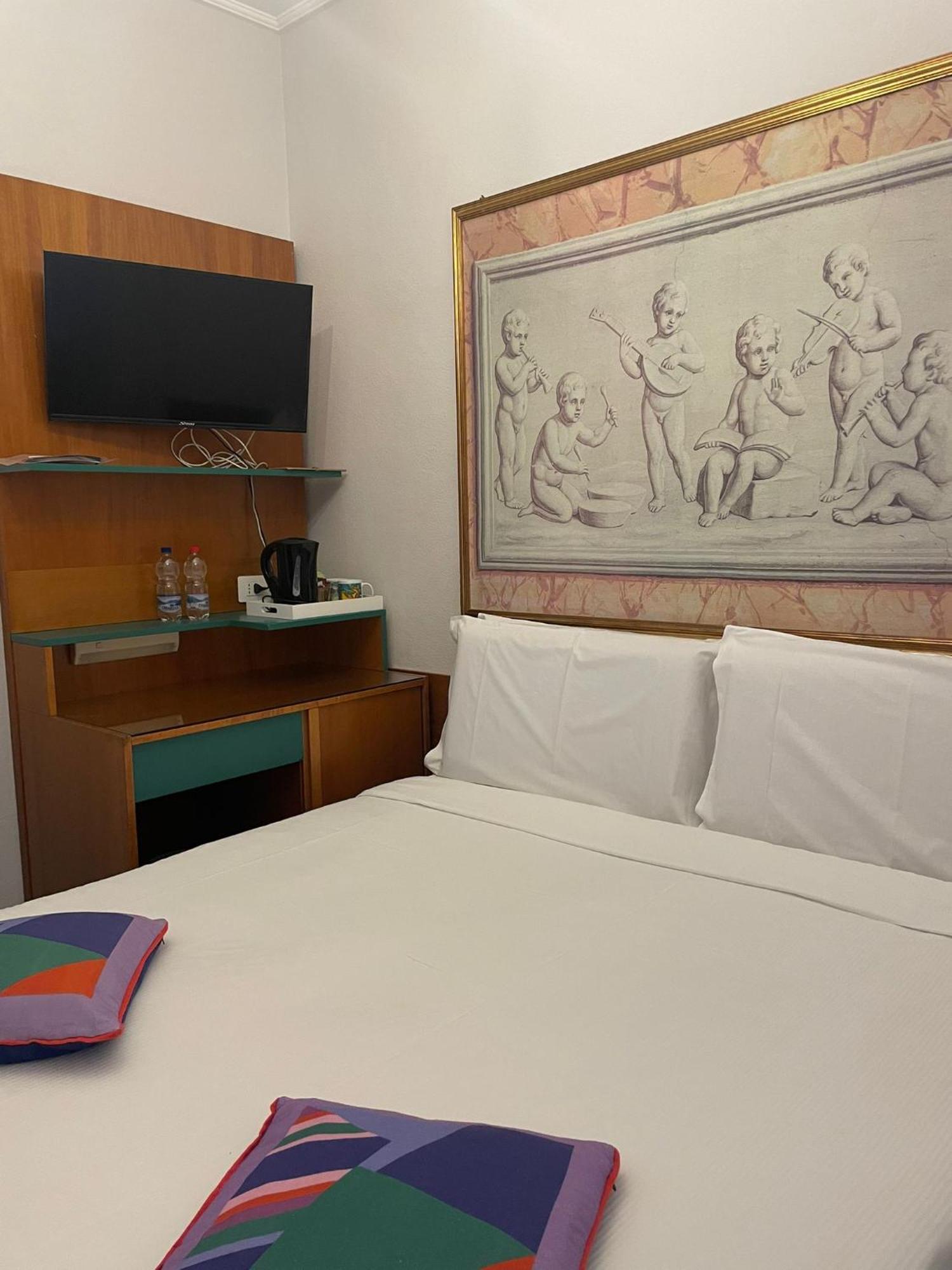Hotel La Bussola Cittiglio Luaran gambar